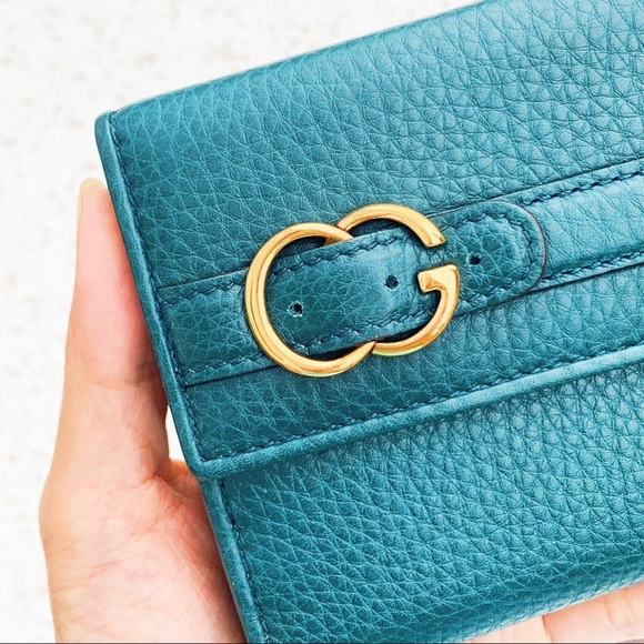 Authentic Gucci Leather Twin-G Buckle LG Wallet - Picture 5 of 7
